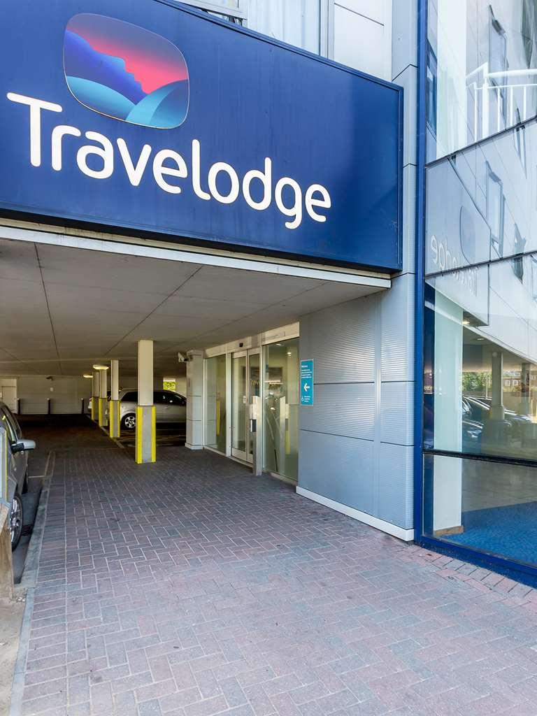 Travelodge Guildford Extérieur photo
