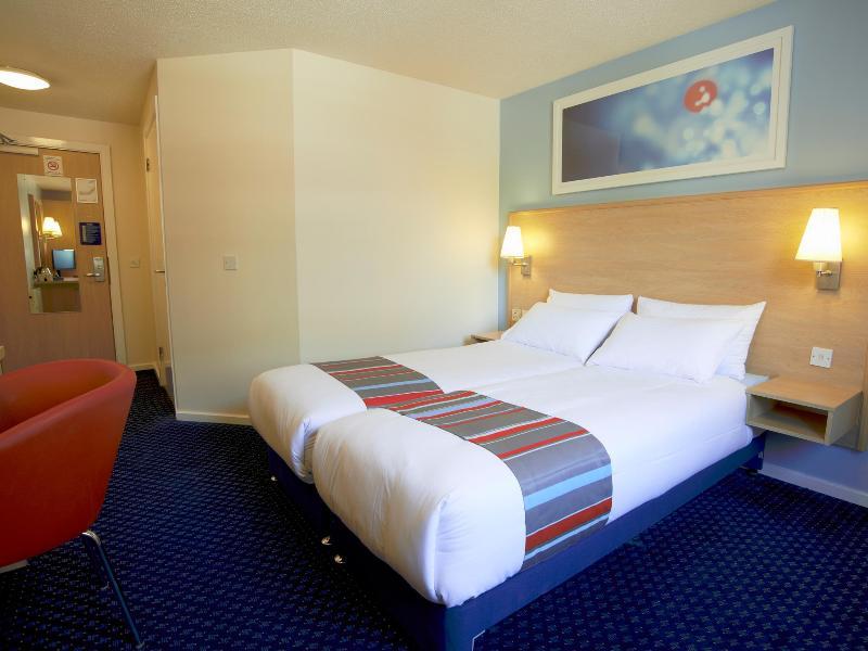 Travelodge Guildford Extérieur photo